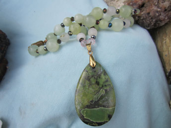  Matrix necklace Picture