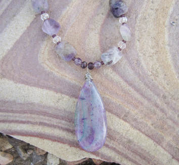 Fluorite teardrop  necklace Picture
