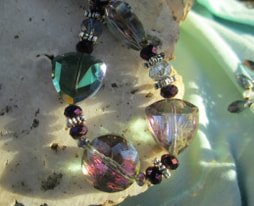 cut crystal necklace picture